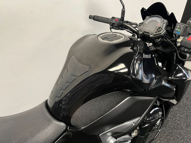kawasaki - z900
