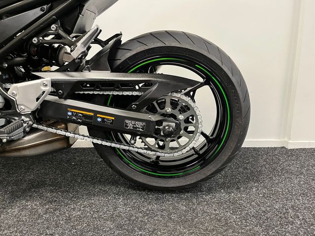 kawasaki - z900