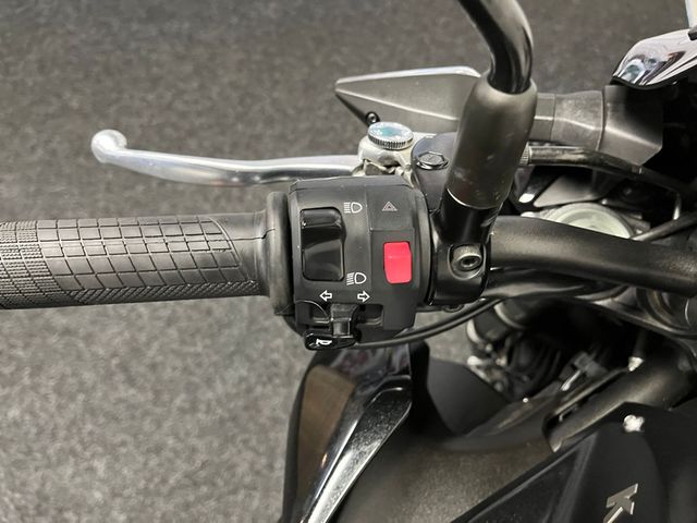 kawasaki - z900
