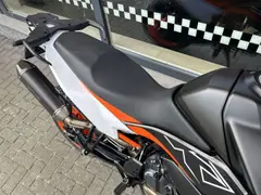 KTM 890 SMT 2025 occasion – foto 10 van 13