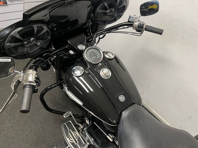 harley-davidson - road-king-flhri