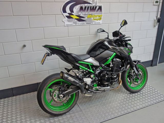 kawasaki - z900