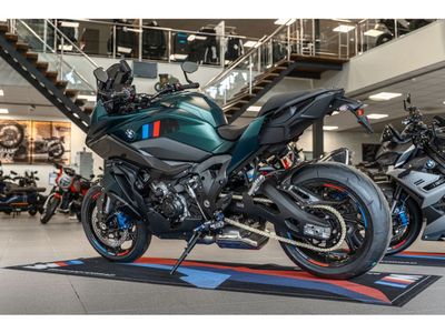 BMW M 1000 XR – foto 2