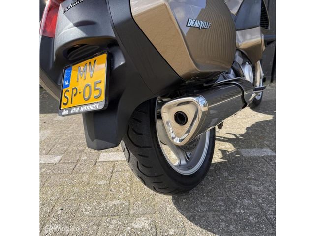 honda - nt-700-v-deauville