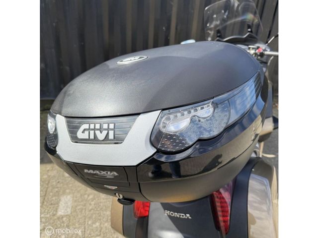 honda - nt-700-v-deauville