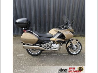 Honda NT 700 V Deauville 2006 occasion