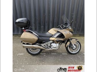 Honda NT 700 V Deauville 2006 occasion