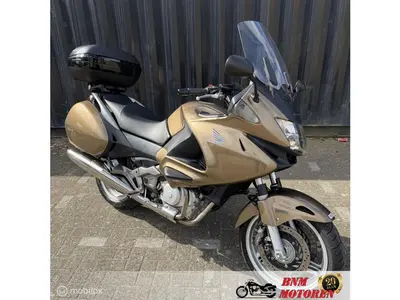 HONDA NT 700 V DEAUVILLE ABS – foto 3