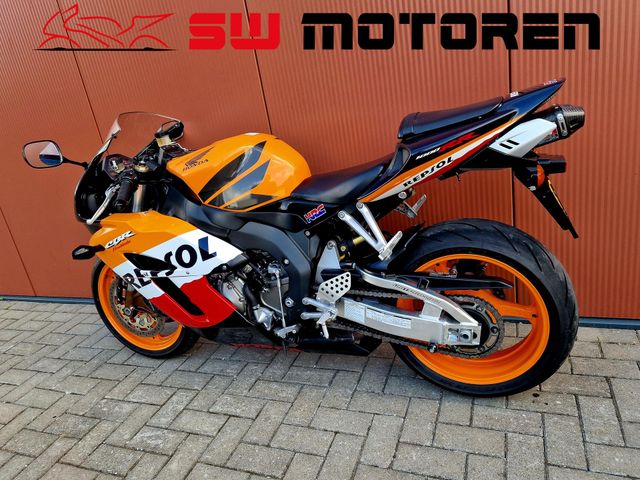 honda - cbr-1000-rr-fireblade