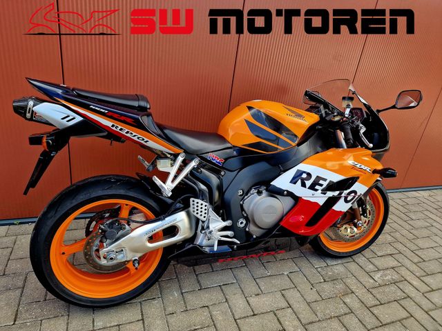 honda - cbr-1000-rr-fireblade