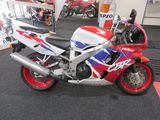 HONDA CBR 900 RR FIREBLADE