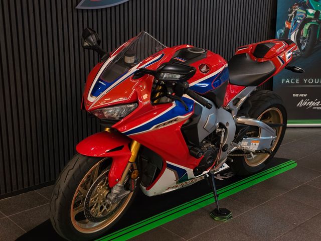 honda - cbr-1000-rr-fireblade-sp2