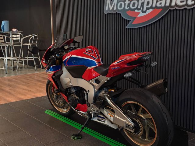 honda - cbr-1000-rr-fireblade-sp2