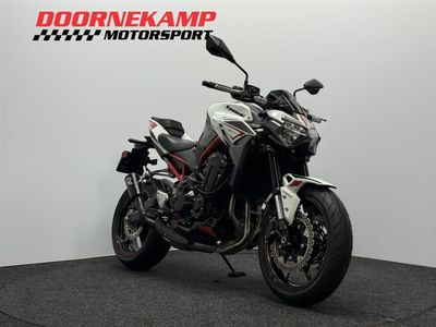 KAWASAKI Z900 – foto 3