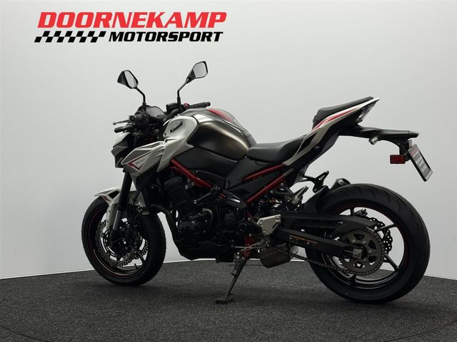 kawasaki - z900