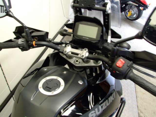 suzuki - v-strom-1050