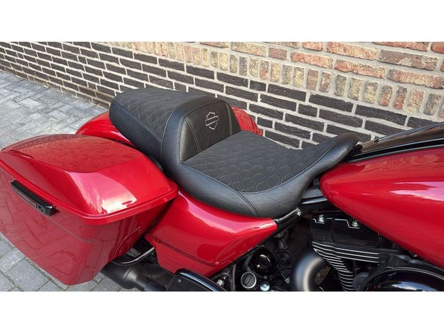harley-davidson - street-glide-cvo-flhxse