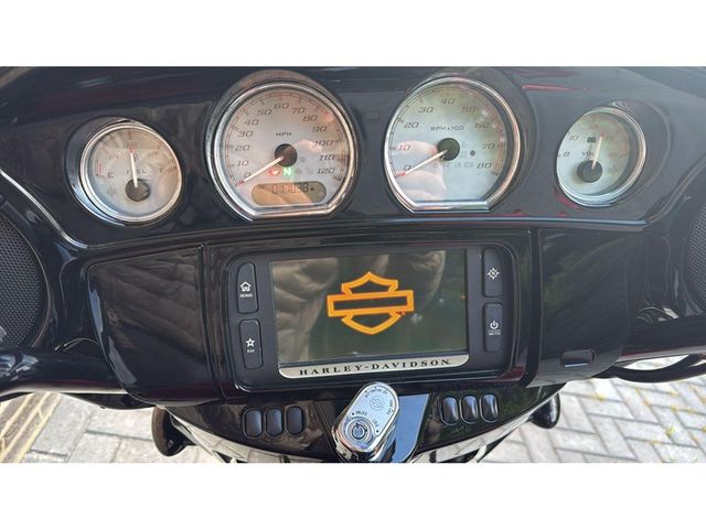 harley-davidson - street-glide-cvo-flhxse
