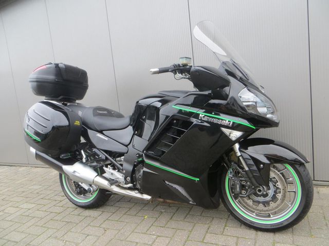 kawasaki - 1400-gtr