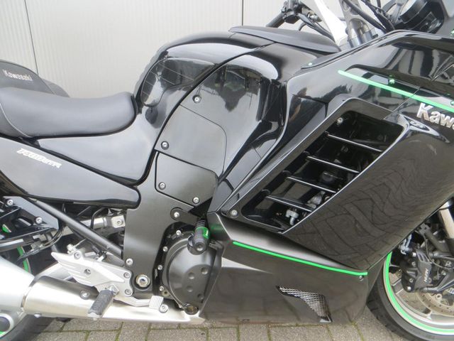kawasaki - 1400-gtr