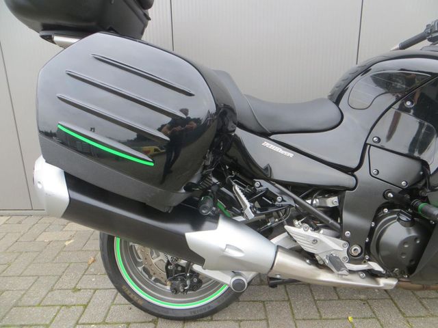 kawasaki - 1400-gtr