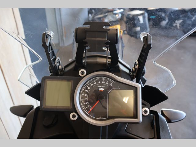 ktm - 1090-adventure