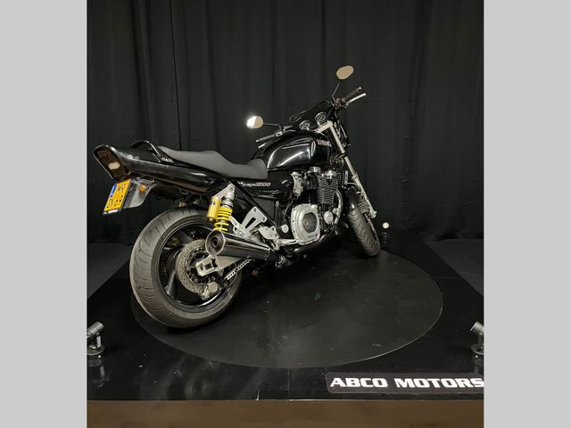 yamaha - xjr-1200