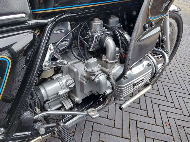 honda - gl-1000-goldwing