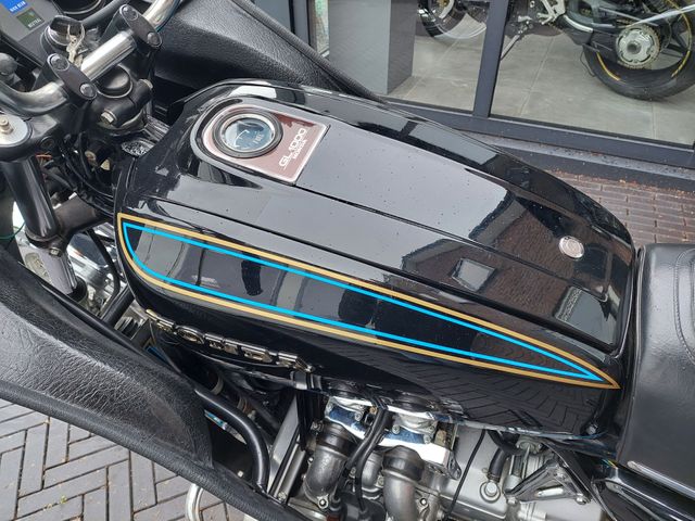 honda - gl-1000-goldwing