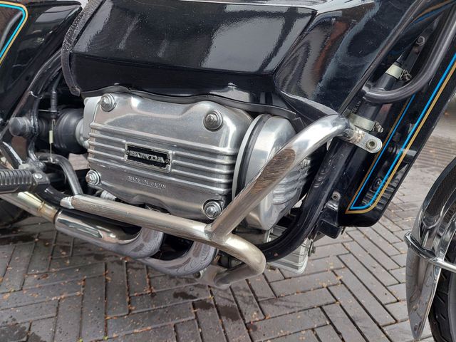 honda - gl-1000-goldwing