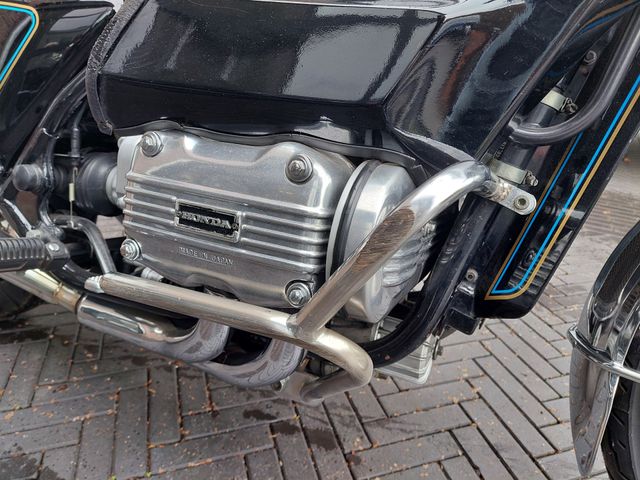 honda - gl-1000-goldwing