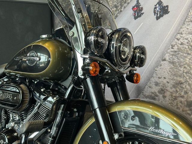 harley-davidson - heritage-softail-classic-114-flhcs