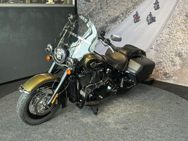 harley-davidson - heritage-softail-classic-114-flhcs