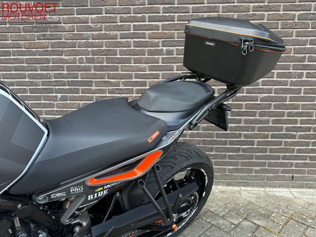 ktm - 790-duke-l
