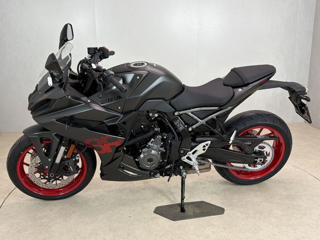 suzuki - gsx-8r