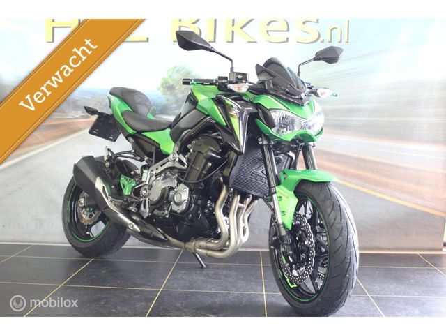 kawasaki - z900