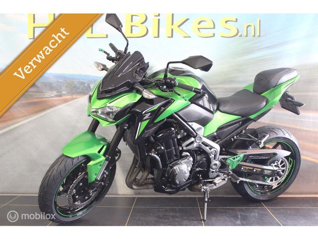 kawasaki - z900