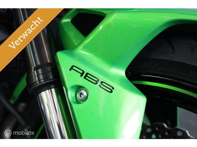 kawasaki - z900