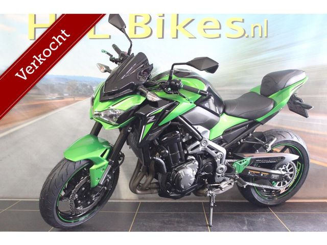kawasaki - z900