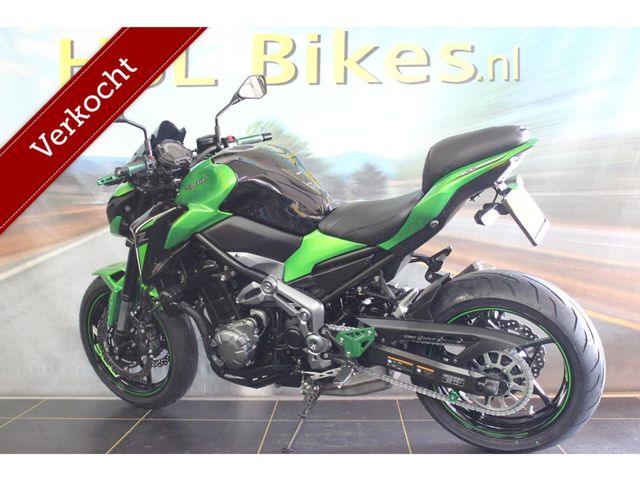 kawasaki - z900