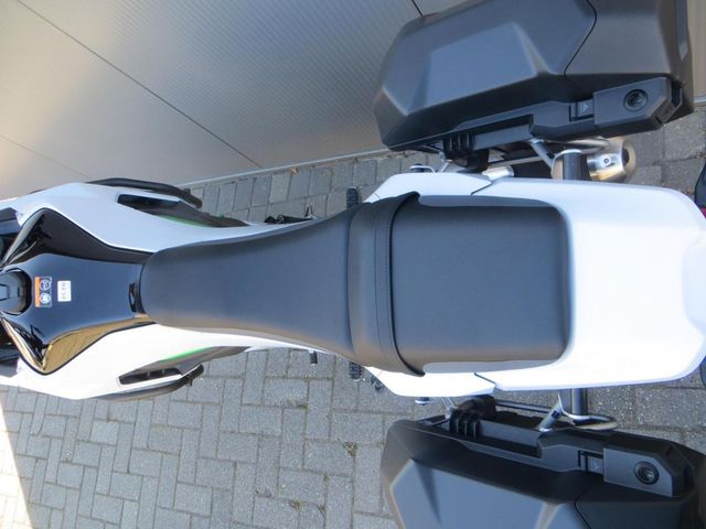 kawasaki - kle-500-se