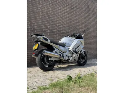YAMAHA FJR 1300 AE – foto 3