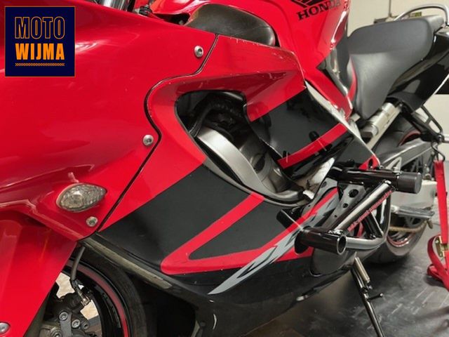honda - cbr-600-f
