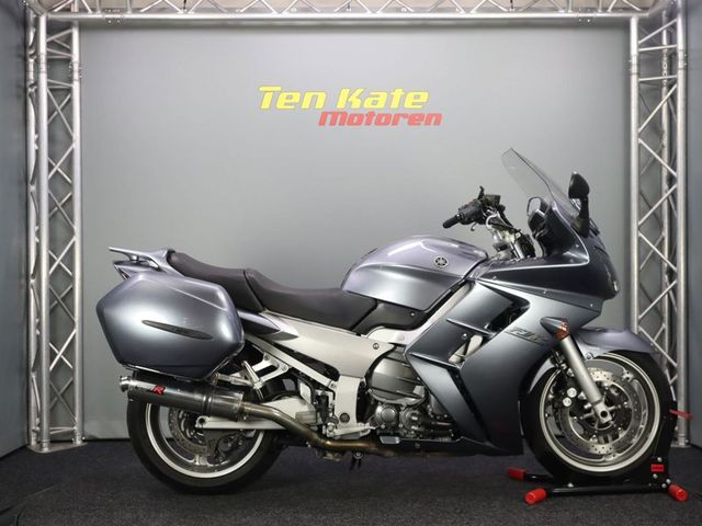 yamaha - fjr-1300