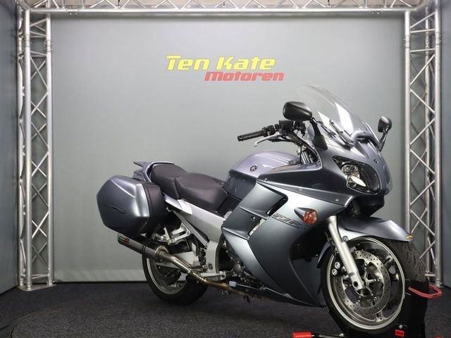 yamaha - fjr-1300