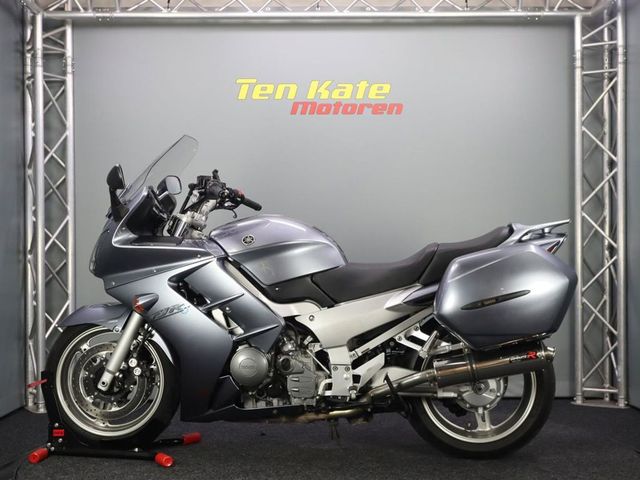 yamaha - fjr-1300