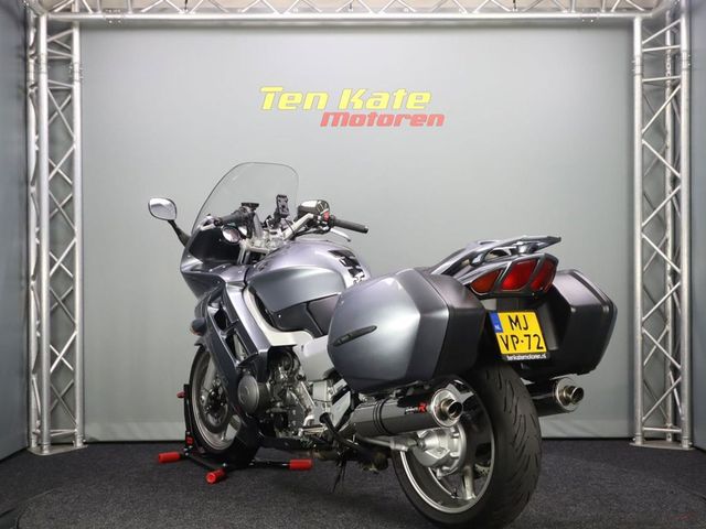 yamaha - fjr-1300