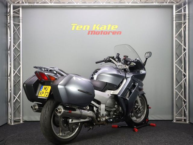 yamaha - fjr-1300