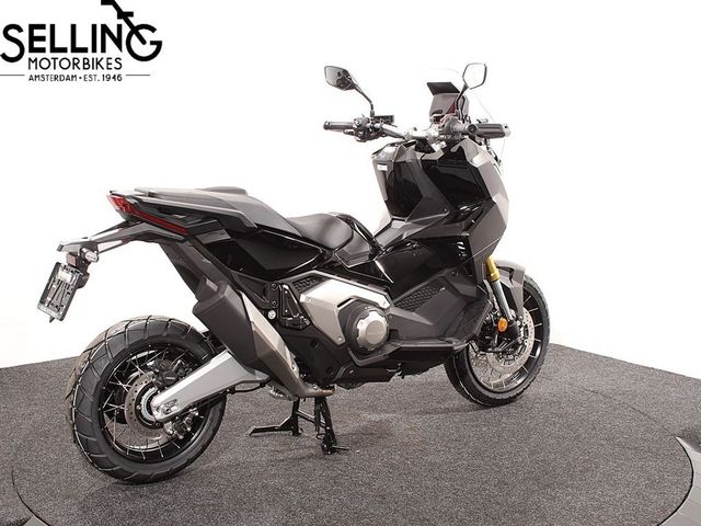 honda - x-adv