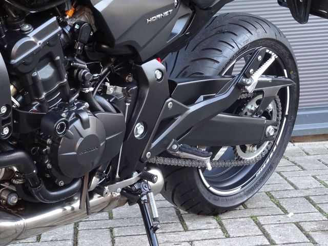honda - cb-600-f-hornet-abs